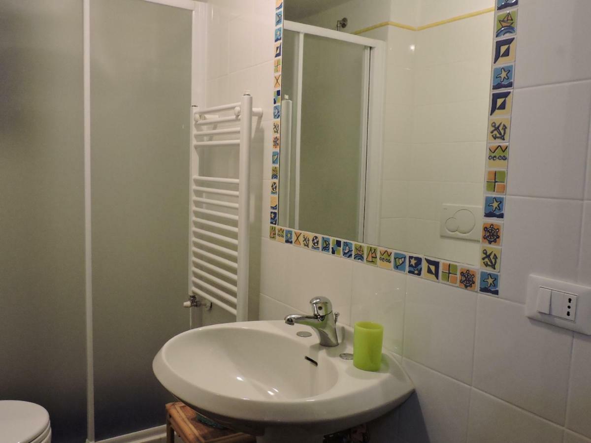特拉罗La Casa Nel Borgo公寓 外观 照片